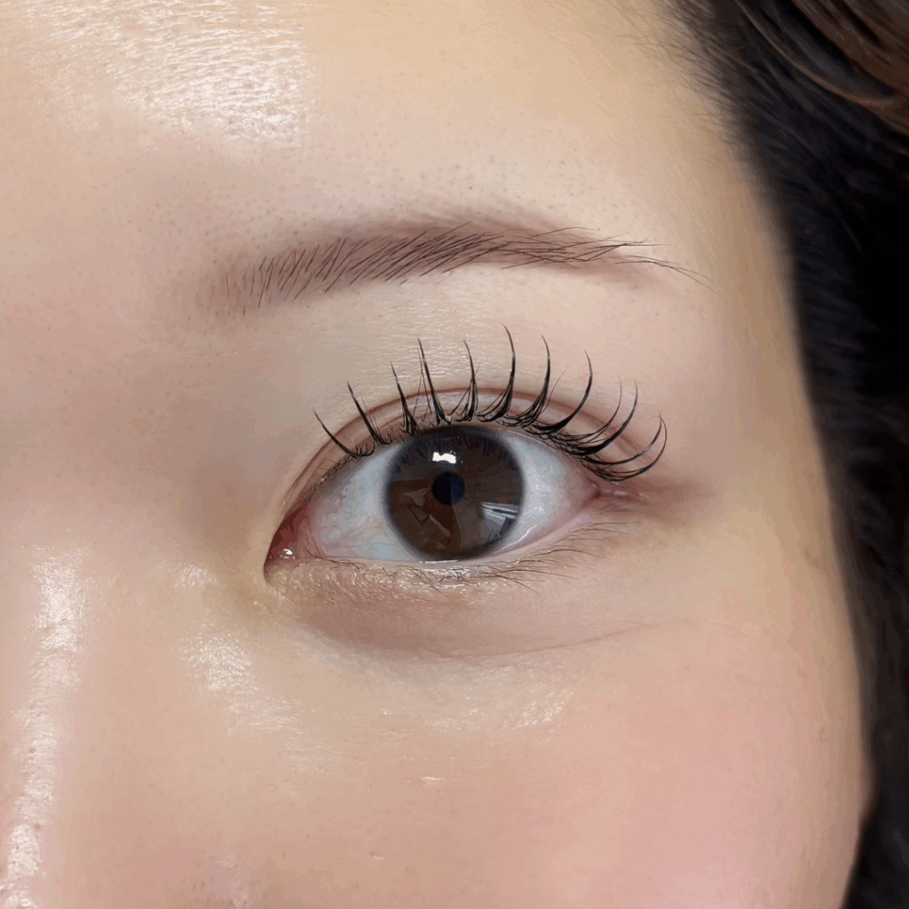 まつげエクステ